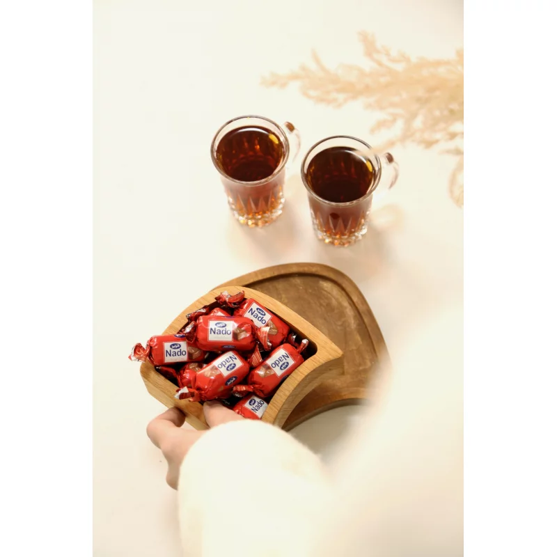 شکلات خوری یک تکه